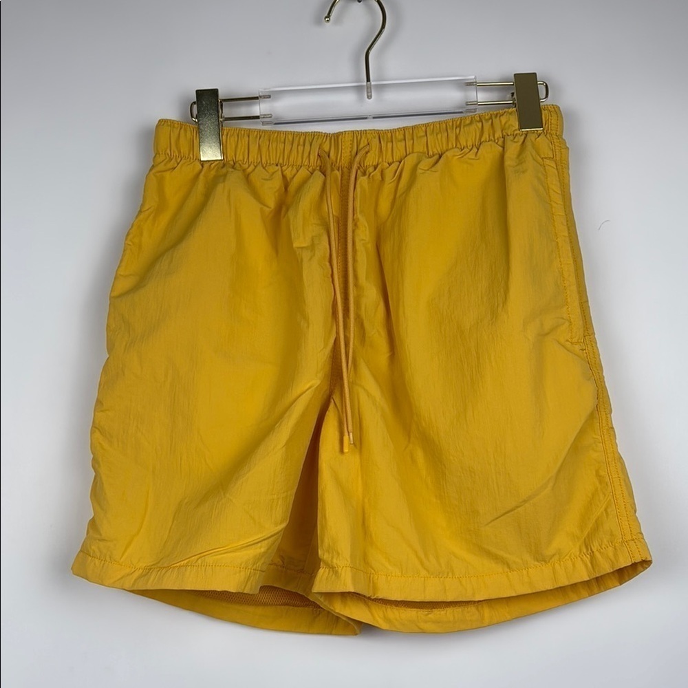 LCKR Men’s Elastic Drawstring Waist Mesh Lined Nylon Athletic Shorts Size Medium